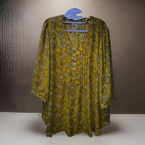 Rose & Olive Top Womens 1X Yellow Floral Popover Blouse 3/4 Sleeve VNeck Pleated
